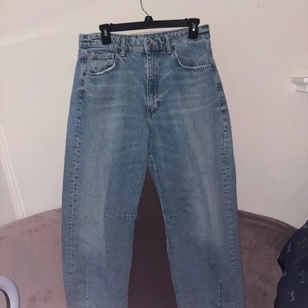 Zara Light Wash Relaxed Fit Men's Jeans